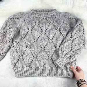 Leaf Sweater Winter Edition knitting pattern - TheKnitStitch